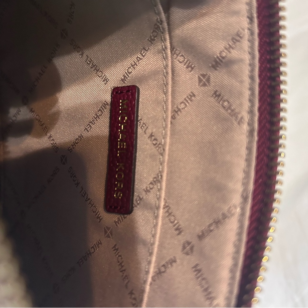 Michael Kors Jet Set Travel zip clutch leather burgundy minimalist designer - Picture 4 of 7